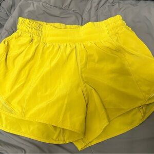 Lululemon Athletica Yellow Athletic Shorts Lightweight Moisture-Wicking